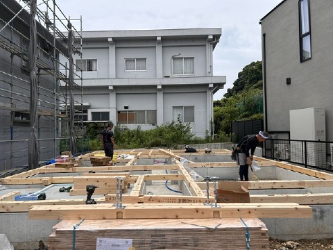 静岡市駿河区向手越T様邸土台据え