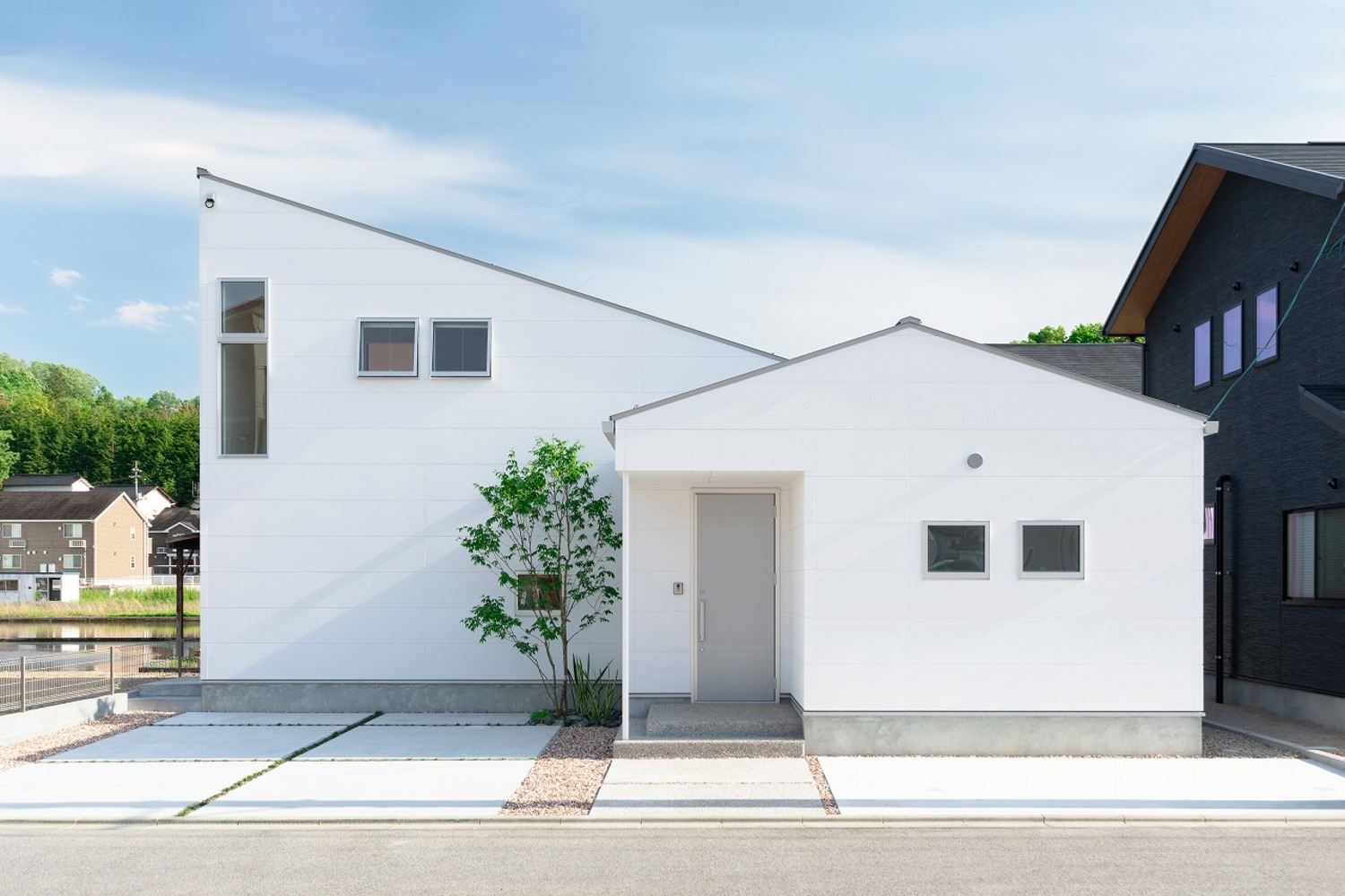三次モデル外観