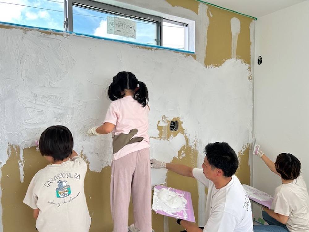 藤枝市志太K様邸塗り壁体験2