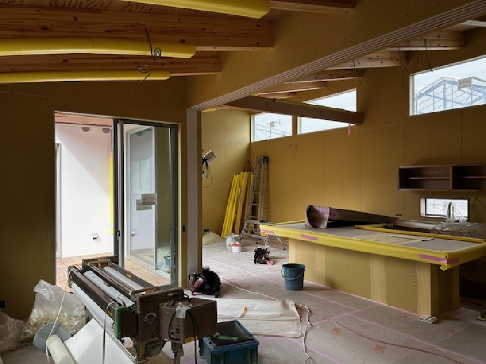 葵区下T様邸クロス工事