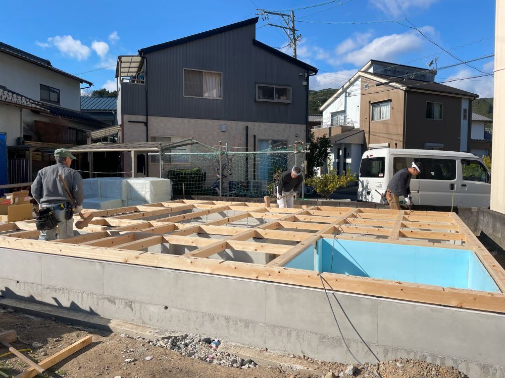 静岡市葵区羽鳥U様邸　土台据え