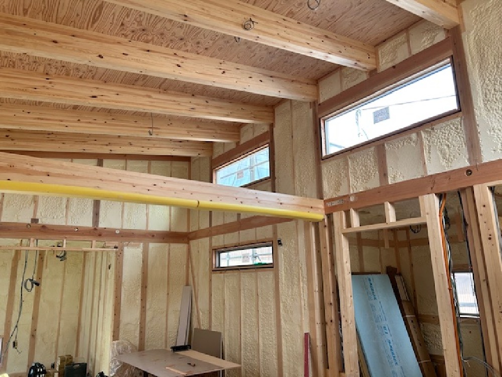 焼津市石脇O様邸断熱材吹付