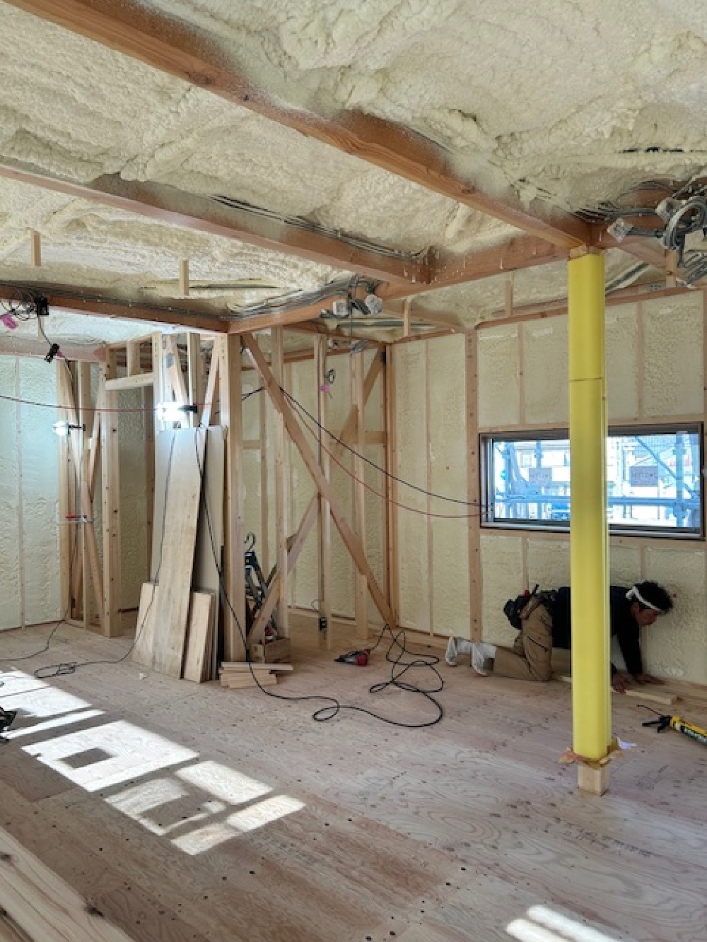 沓谷K様邸断熱材吹付2